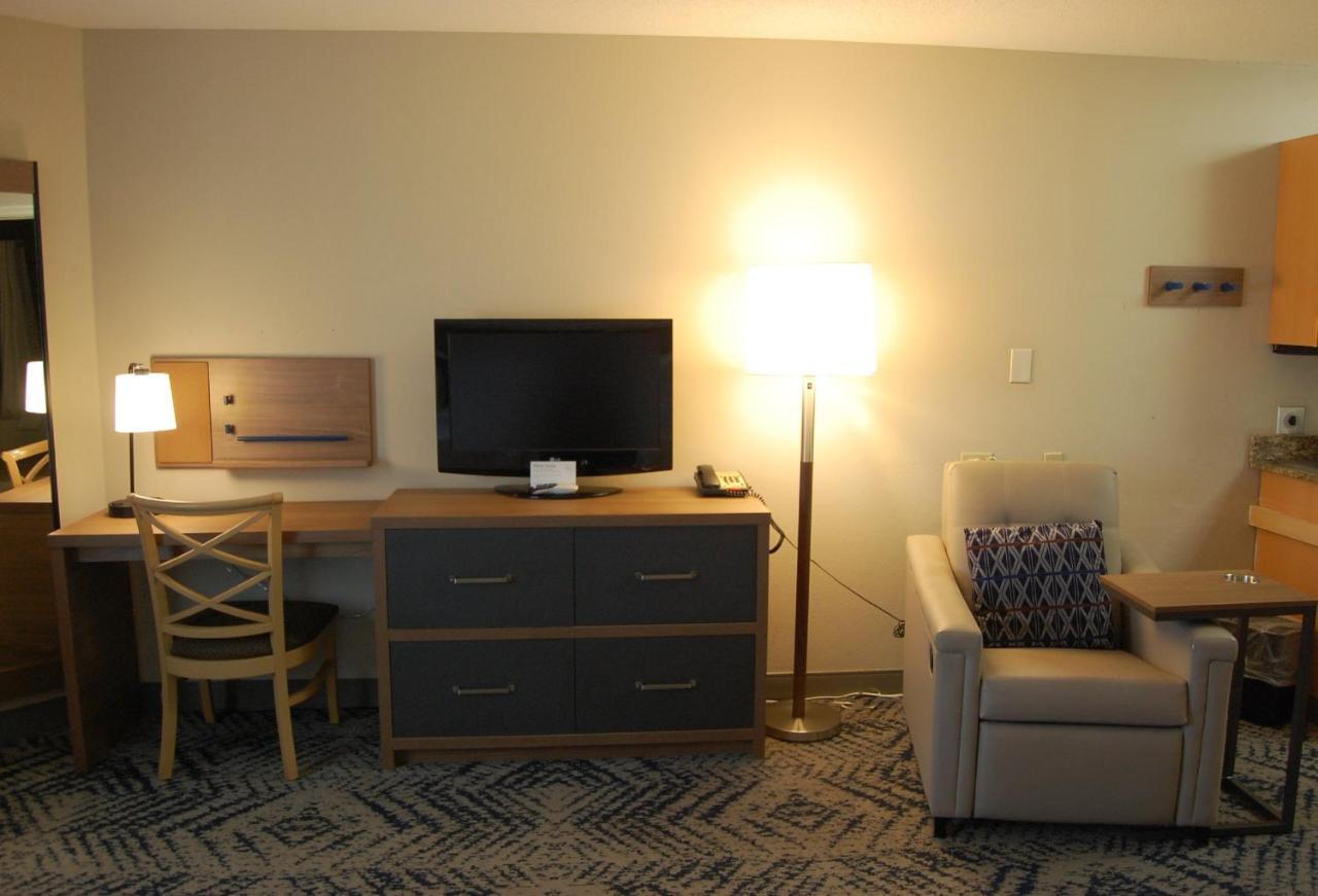 Candlewood Suites Harrisburg I-81 Hershey Area By Ihg Εξωτερικό φωτογραφία
