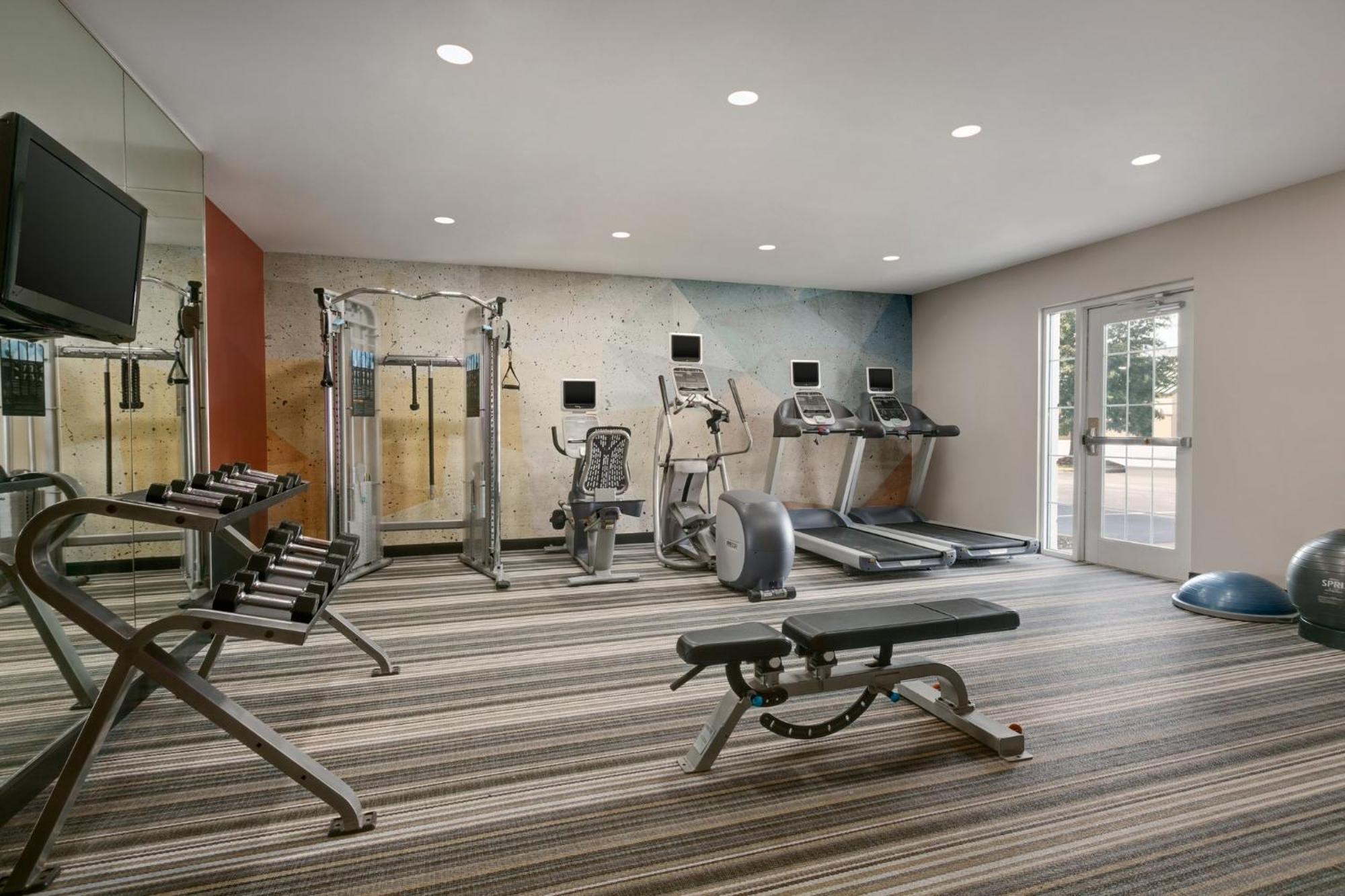 Candlewood Suites Harrisburg I-81 Hershey Area By Ihg Εξωτερικό φωτογραφία